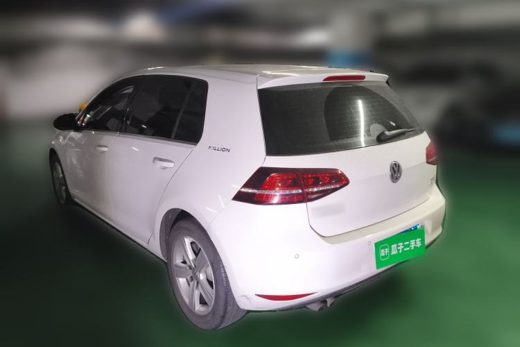 Used Volkswagen Golf 2017 230TSI Automatic Comfort Edition – Celebrating Milestone of One Million Units Rear Left 45 Deg