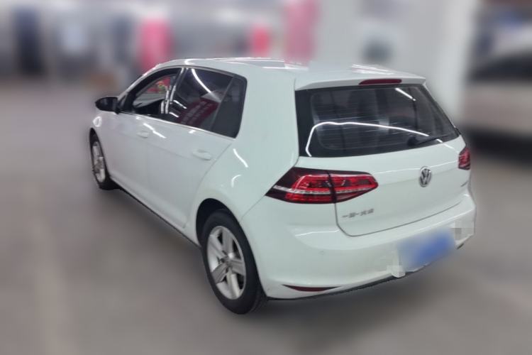 Used Volkswagen Golf 2017 1.6L Automatic Comfort Million-Vehicle Anniversary Edition Rear Left 45 Deg