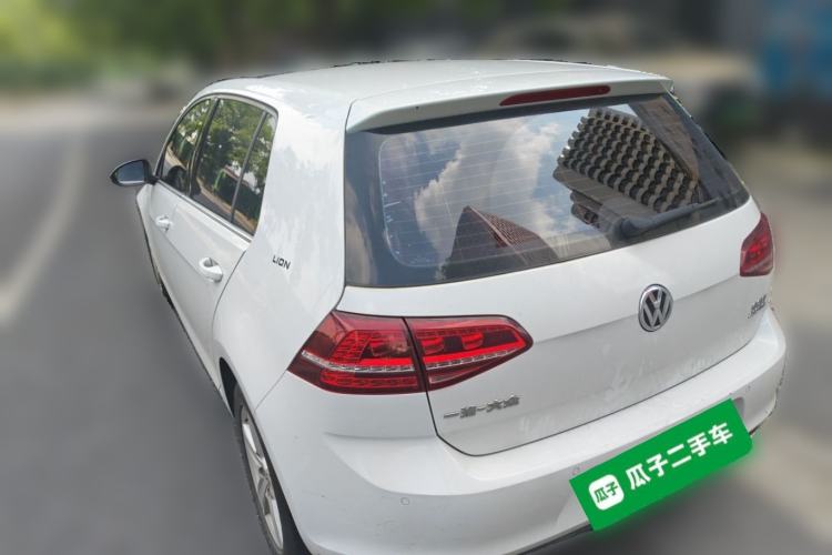 Used Volkswagen Golf 2017 230TSI Automatic Comfort Edition – Celebrating Milestone of One Million Units Rear Left 45 Deg