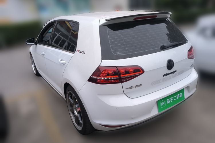 Used Volkswagen Golf 2017 230TSI Automatic Luxury Million-Vehicle Commemorative Edition Rear Left 45 Deg