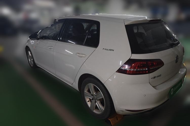 Used Volkswagen Golf 2017 230TSI Automatic Comfort Edition – Celebrating Milestone of One Million Units Rear Left 45 Deg
