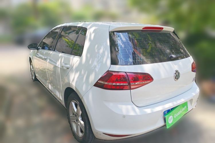 Used Volkswagen Golf 2017 230TSI Automatic Comfort Edition – Celebrating Milestone of One Million Units Rear Left 45 Deg