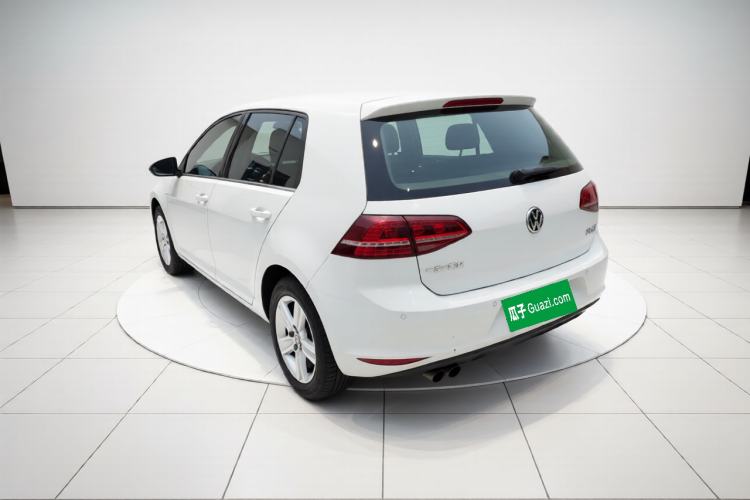 Used Volkswagen Golf 2017 230TSI Automatic Comfort Edition – Celebrating Milestone of One Million Units Rear Left 45 Deg