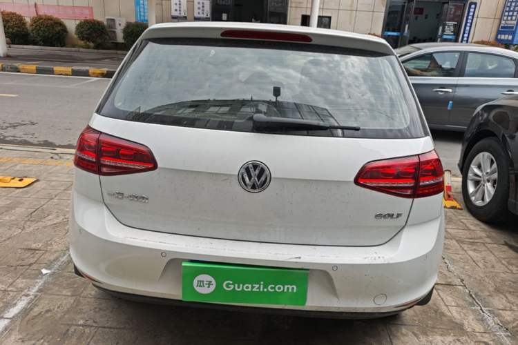 Used Volkswagen Golf 2017 1.6L Automatic Comfort Million-Vehicle Anniversary Edition Rear