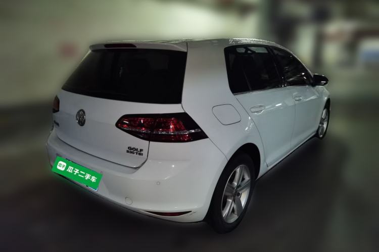 Used Volkswagen Golf 2017 230TSI Automatic Comfort Edition – Celebrating Milestone of One Million Units Rear Right 45 Deg