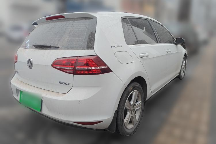 Used Volkswagen Golf 2017 1.6L Automatic Comfort Million-Vehicle Anniversary Edition Rear Right 45 Deg