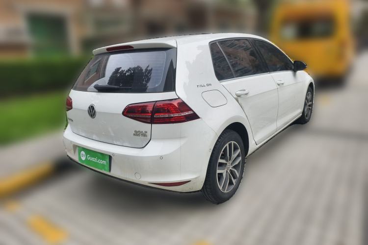 Used Volkswagen Golf 2017 230TSI Automatic Luxury Million-Vehicle Commemorative Edition Rear Right 45 Deg