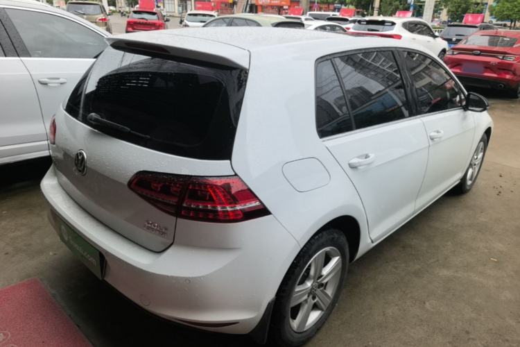 Used Volkswagen Golf 2017 230TSI Automatic Comfort Edition – Celebrating Milestone of One Million Units Rear Right 45 Deg