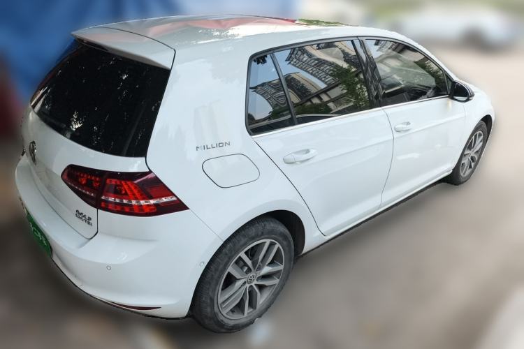Used Volkswagen Golf 2017 230TSI Automatic Luxury Million-Vehicle Commemorative Edition Rear Right 45 Deg