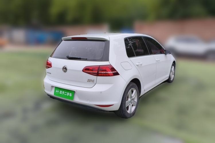 Used Volkswagen Golf 2017 230TSI Automatic Comfort Edition – Celebrating Milestone of One Million Units Rear Right 45 Deg