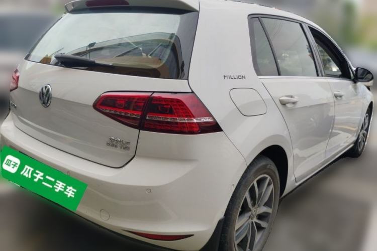 Used Volkswagen Golf 2017 230TSI Automatic Luxury Million-Vehicle Commemorative Edition Rear Right 45 Deg