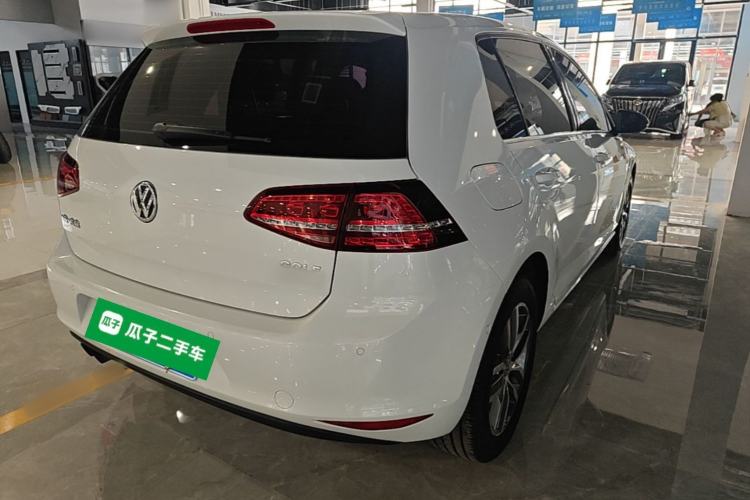 Used Volkswagen Golf 2017 230TSI Automatic Luxury Million-Vehicle Commemorative Edition Rear Right 45 Deg