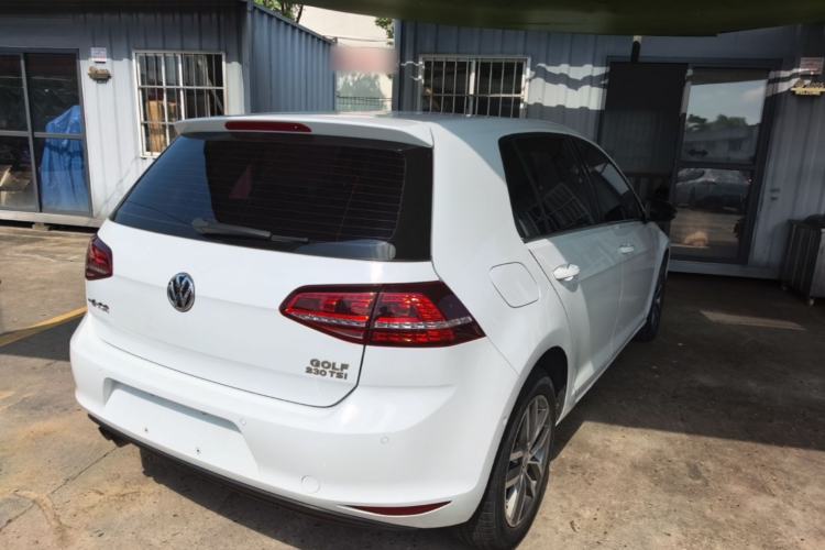 Used Volkswagen Golf 2017 230TSI Automatic Luxury Million-Vehicle Commemorative Edition Rear Right 45 Deg