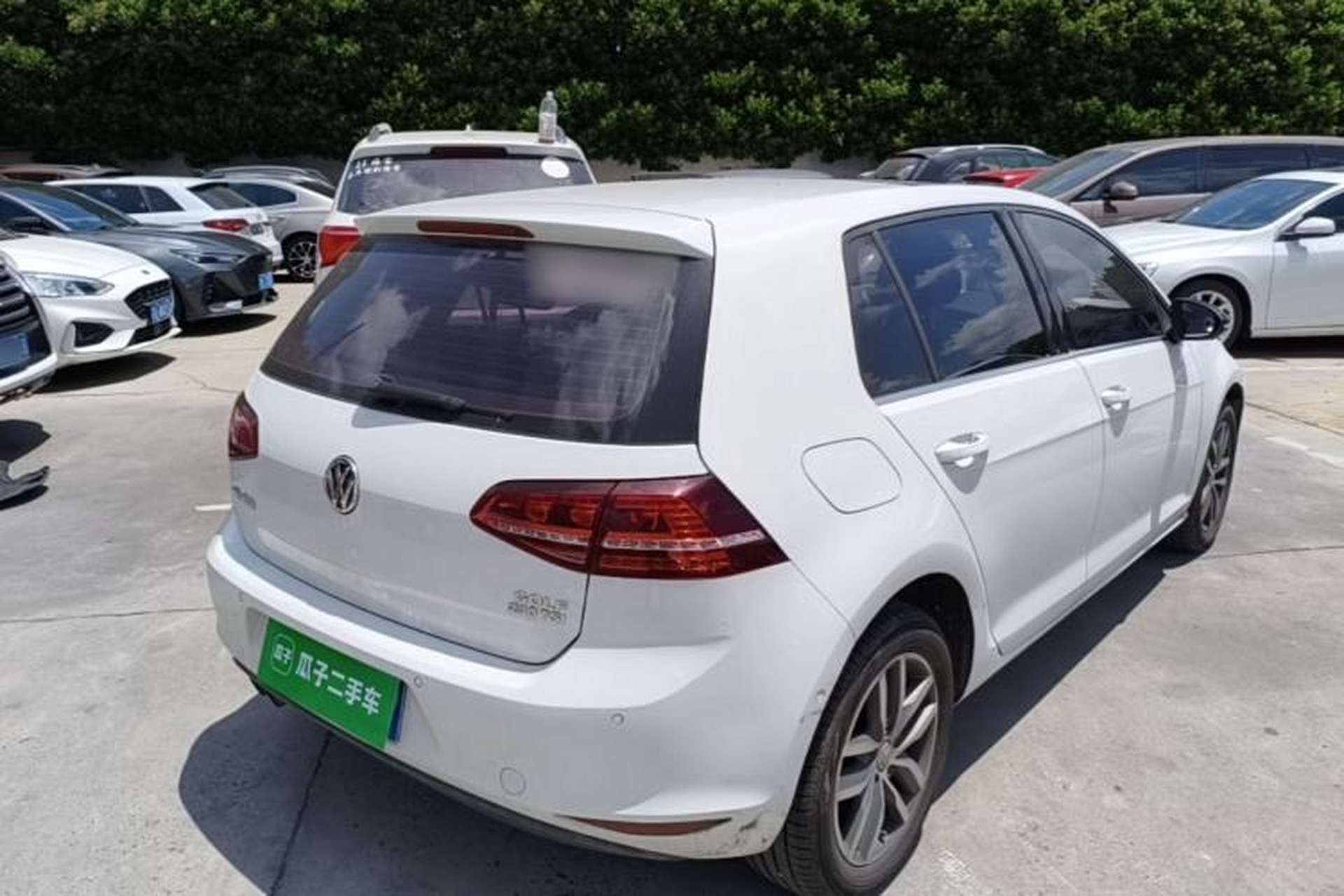 Used Volkswagen Golf 2017 230TSI Automatic Luxury Million-Vehicle Commemorative Edition Rear Right 45 Deg
