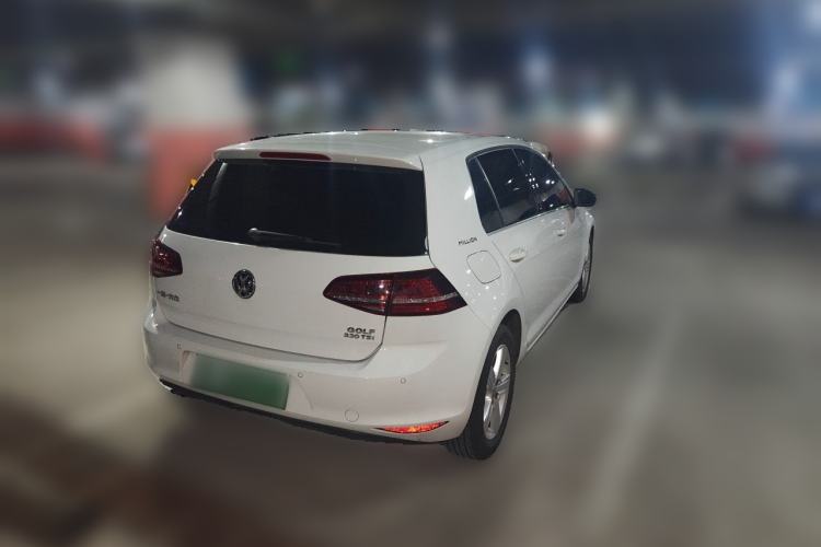 Used Volkswagen Golf 2017 230TSI Automatic Comfort Edition – Celebrating Milestone of One Million Units Rear Right 45 Deg