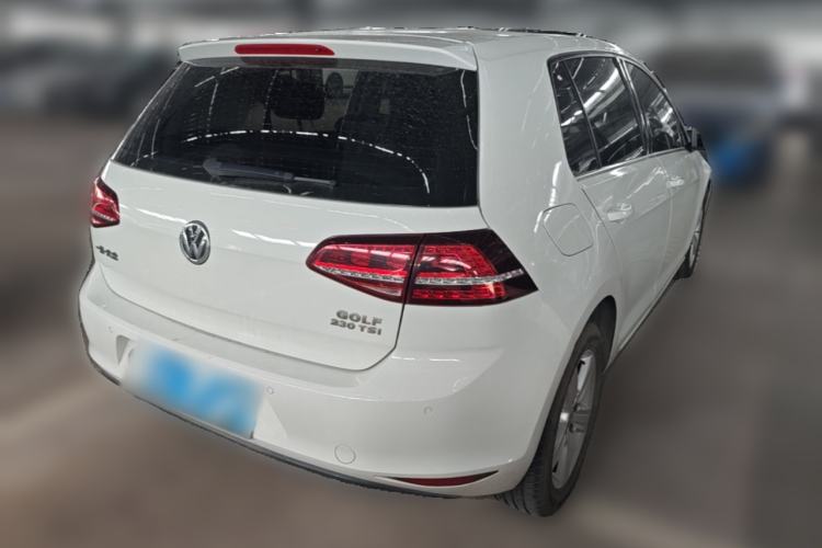 Used Volkswagen Golf 2017 230TSI Automatic Comfort Edition – Celebrating Milestone of One Million Units Rear Right 45 Deg