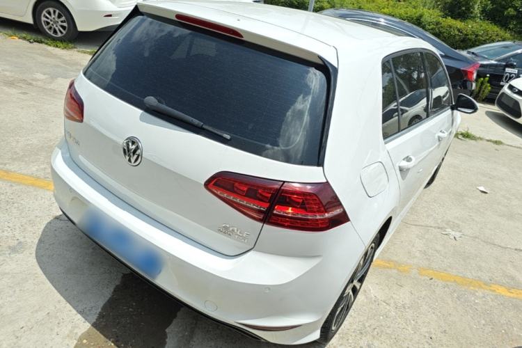 Used Volkswagen Golf 2017 280TSI Automatic R-Line Million-Vehicle Commemorative Edition Rear Right 45 Deg