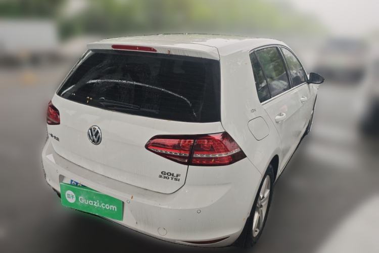 Used Volkswagen Golf 2017 230TSI Automatic Comfort Edition – Celebrating Milestone of One Million Units Rear Right 45 Deg