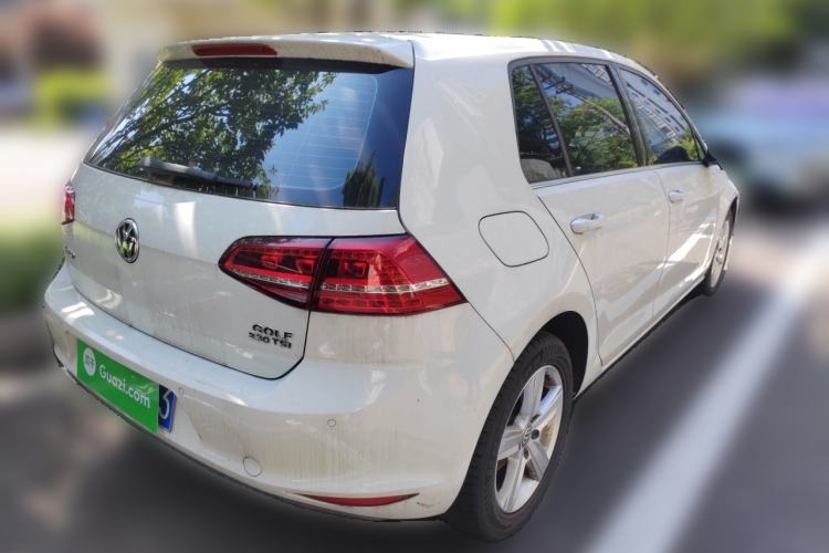 Used Volkswagen Golf 2017 230TSI Automatic Comfort Edition – Celebrating Milestone of One Million Units Rear Right 45 Deg