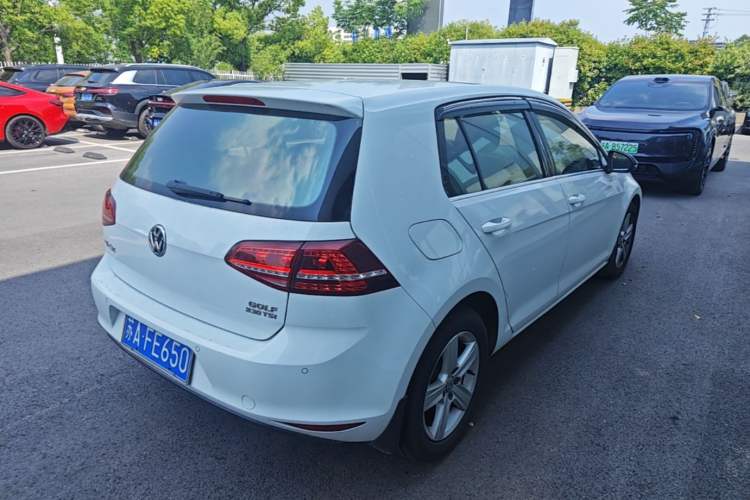 Used Volkswagen Golf 2017 230TSI Manual Comfort Edition – Celebrating Milestone of One Million Units Rear Right 45 Deg