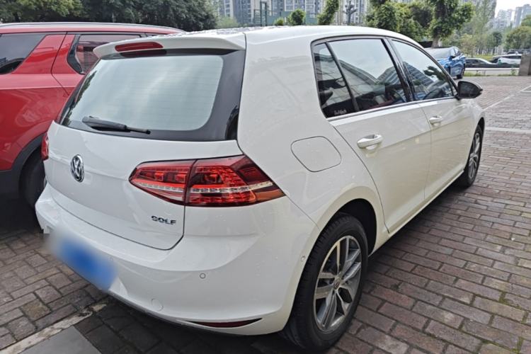 Used Volkswagen Golf 2017 230TSI Automatic Luxury Million-Vehicle Commemorative Edition Rear Right 45 Deg