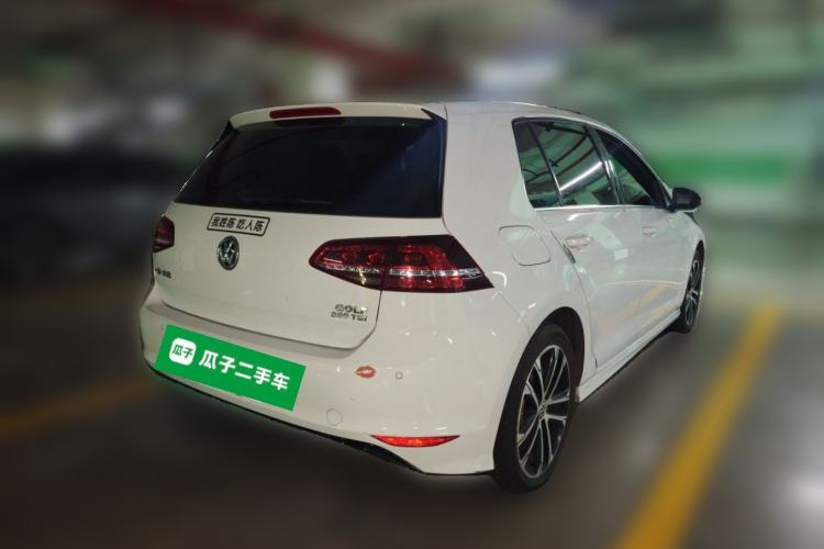 Used Volkswagen Golf 2017 280TSI Automatic R-Line Million-Vehicle Commemorative Edition Rear Right 45 Deg