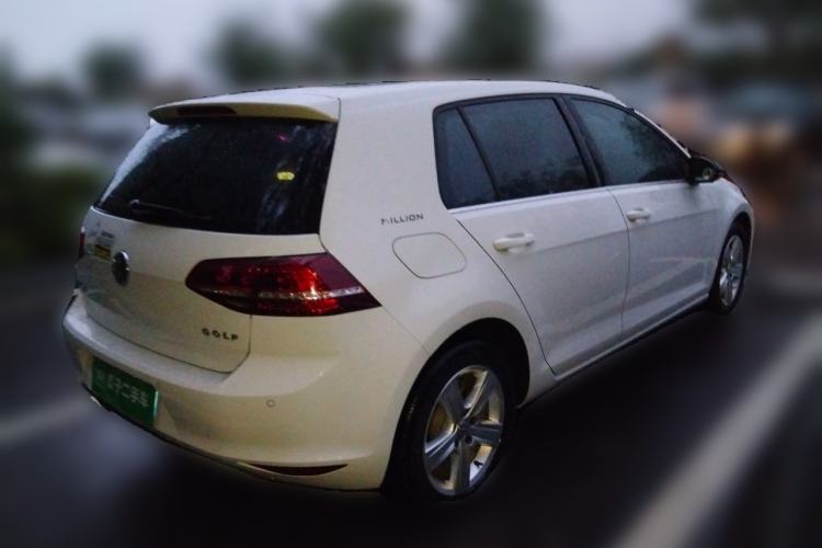 Used Volkswagen Golf 2017 230TSI Automatic Comfort Edition – Celebrating Milestone of One Million Units Rear Right 45 Deg