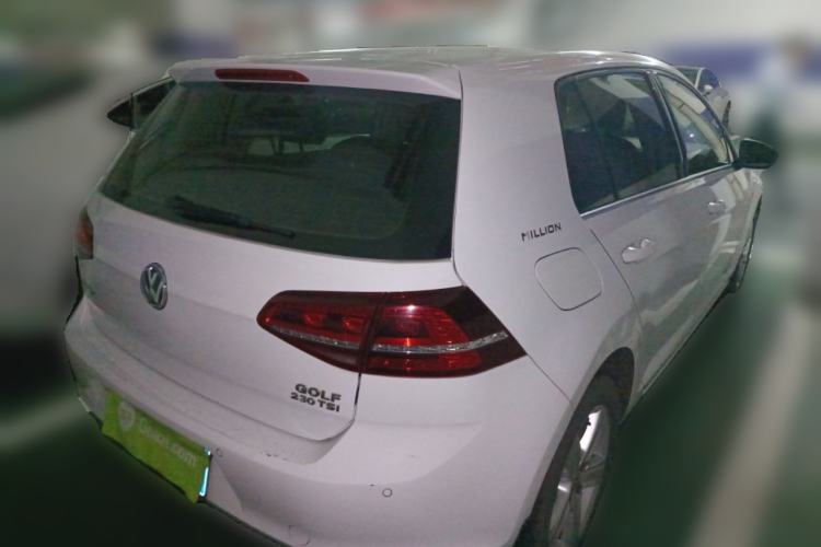 Used Volkswagen Golf 2017 230TSI Automatic Comfort Edition – Celebrating Milestone of One Million Units Rear Right 45 Deg