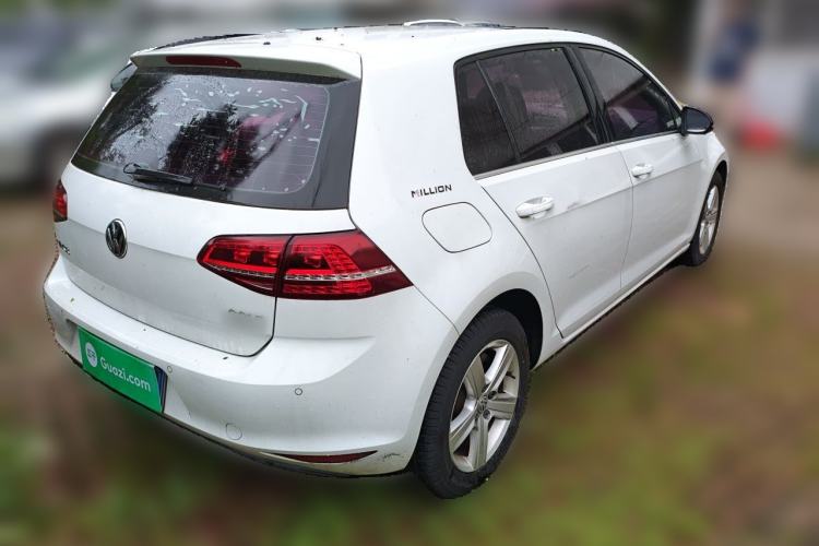 Used Volkswagen Golf 2017 230TSI Automatic Comfort Edition – Celebrating Milestone of One Million Units Rear Right 45 Deg