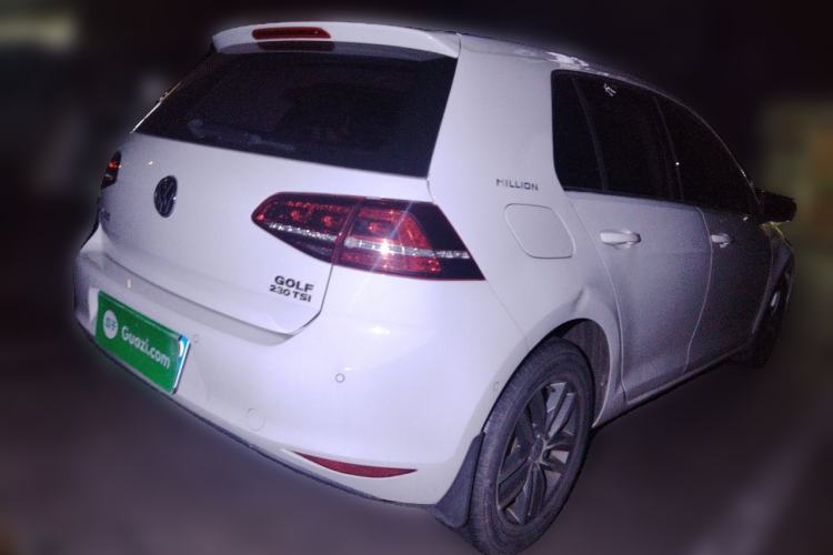 Used Volkswagen Golf 2017 230TSI Automatic Luxury Million-Vehicle Commemorative Edition Rear Right 45 Deg