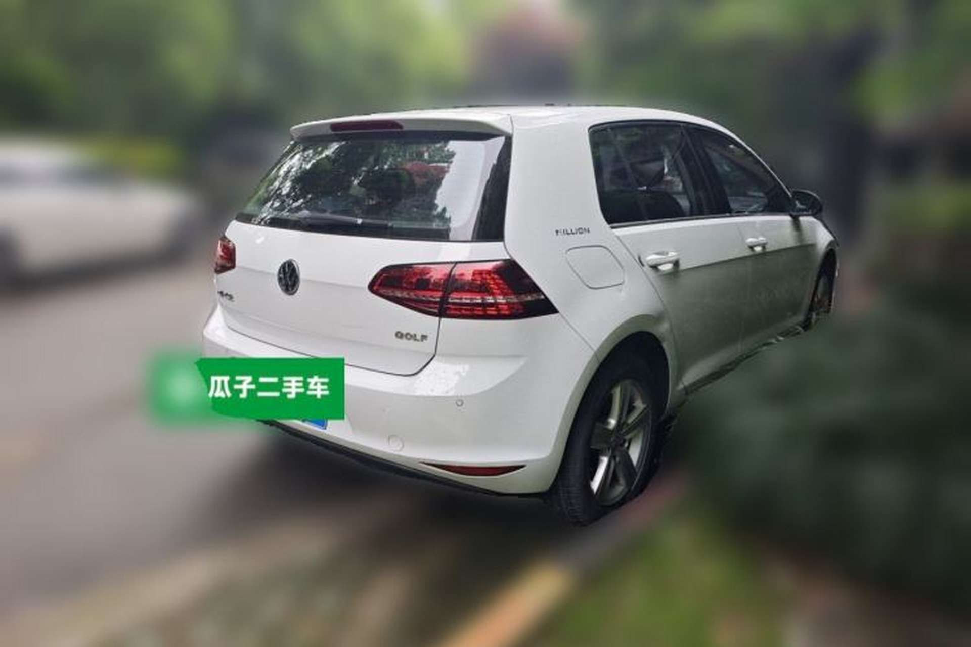Used Volkswagen Golf 2017 1.6L Automatic Comfort Million-Vehicle Anniversary Edition Rear Right 45 Deg