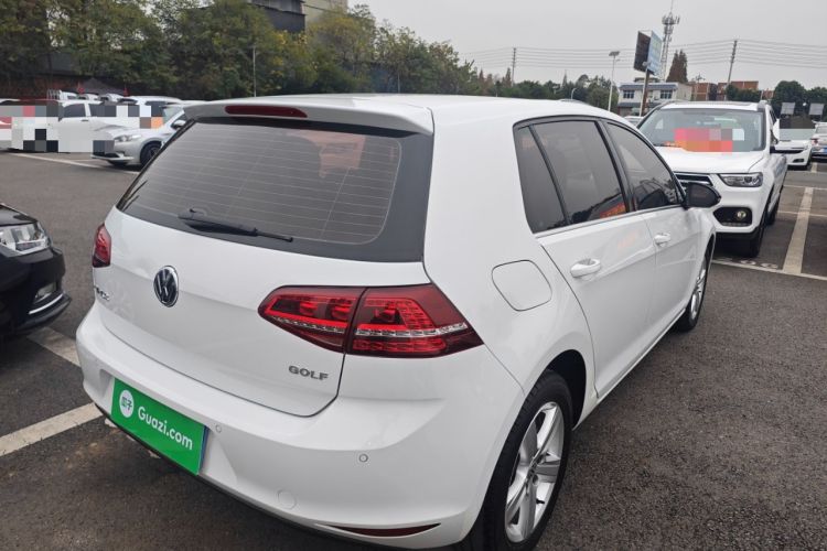 Used Volkswagen Golf 2017 1.6L Automatic Comfort Million-Vehicle Anniversary Edition Rear Right 45 Deg
