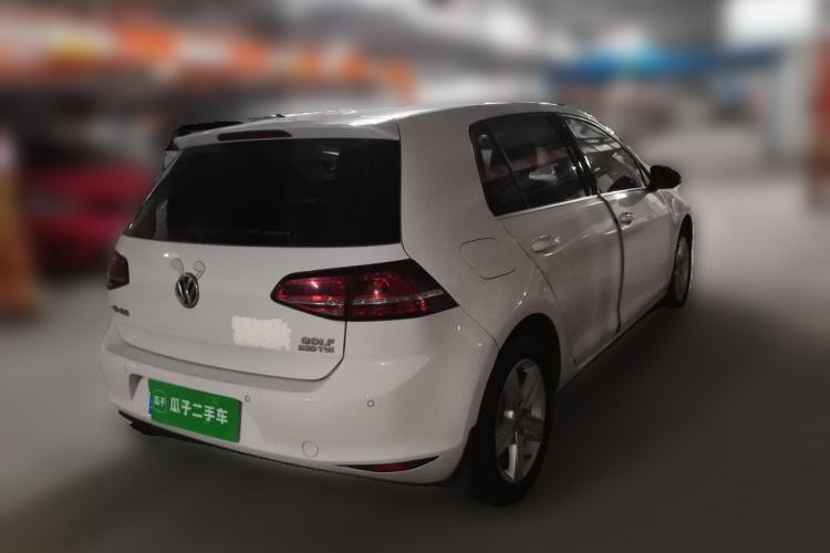 Used Volkswagen Golf 2017 230TSI Automatic Comfort Edition – Celebrating Milestone of One Million Units Rear Right 45 Deg