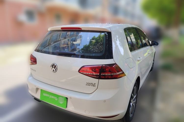 Used Volkswagen Golf 2017 230TSI Automatic Luxury Million-Vehicle Commemorative Edition Rear Right 45 Deg
