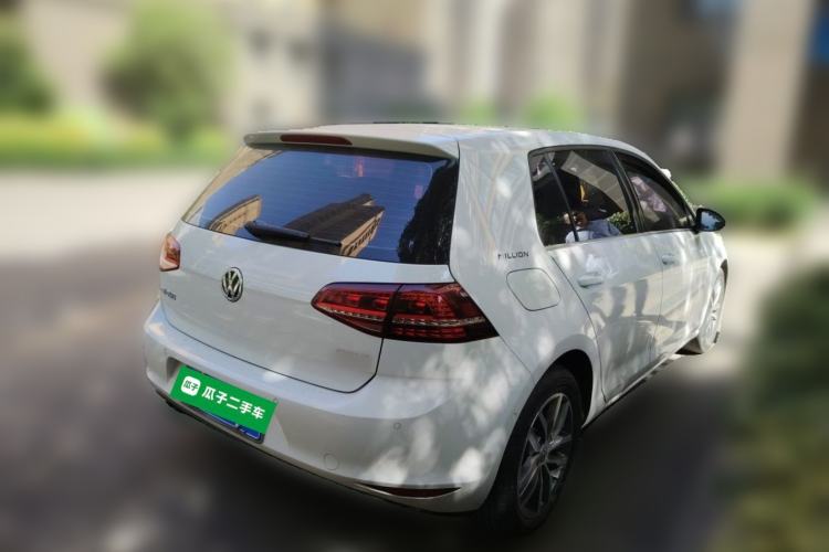 Used Volkswagen Golf 2017 230TSI Automatic Luxury Million-Vehicle Commemorative Edition Rear Right 45 Deg
