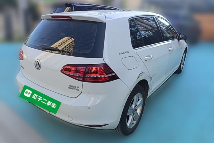 Used Volkswagen Golf 2017 230TSI Automatic Comfort Edition – Celebrating Milestone of One Million Units Rear Right 45 Deg