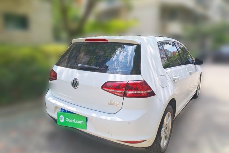 Used Volkswagen Golf 2017 230TSI Automatic Comfort Edition – Celebrating Milestone of One Million Units Rear Right 45 Deg