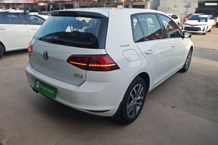 Used Volkswagen Golf 2017 230TSI Automatic Luxury Million-Vehicle Commemorative Edition Rear Right 45 Deg