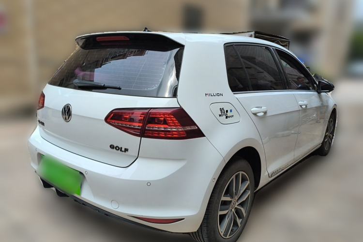Used Volkswagen Golf 2017 230TSI Automatic Luxury Million-Vehicle Commemorative Edition Rear Right 45 Deg