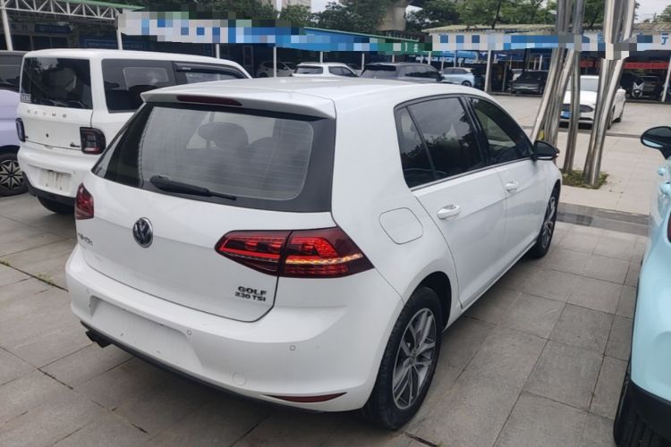 Used Volkswagen Golf 2017 230TSI Automatic Comfort Edition – Celebrating Milestone of One Million Units Rear Right 45 Deg
