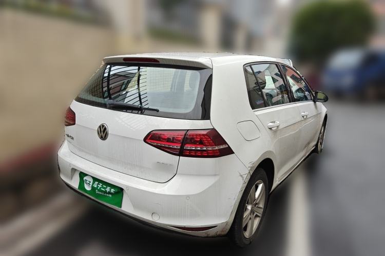 Used Volkswagen Golf 2017 230TSI Automatic Comfort Edition – Celebrating Milestone of One Million Units Rear Right 45 Deg