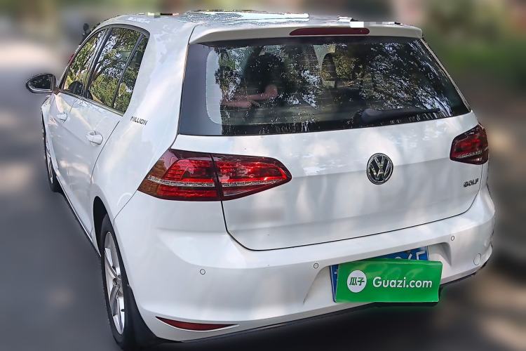 Used Volkswagen Golf 2017 1.6L Automatic Comfort Million-Vehicle Anniversary Edition Rear