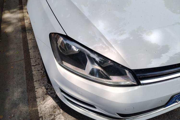 Used Volkswagen Golf 2017 230TSI Automatic Luxury Million-Vehicle Commemorative Edition Right Front Headlight