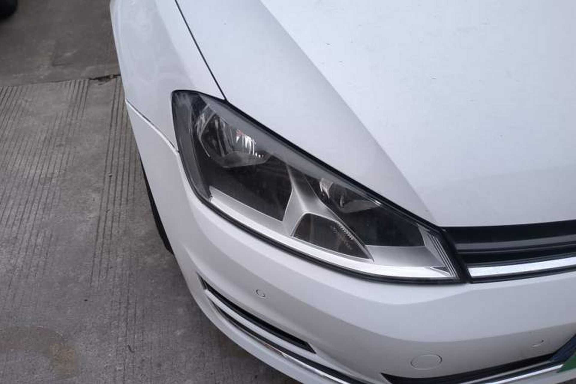 Used Volkswagen Golf 2017 230TSI Automatic Luxury Million-Vehicle Commemorative Edition Right Front Headlight