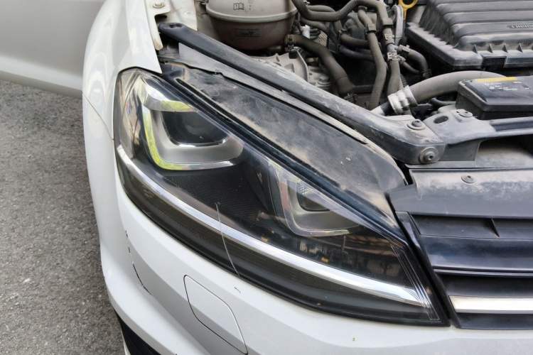 Used Volkswagen Golf 2017 280TSI Automatic R-Line Million-Vehicle Commemorative Edition Right Front Headlight
