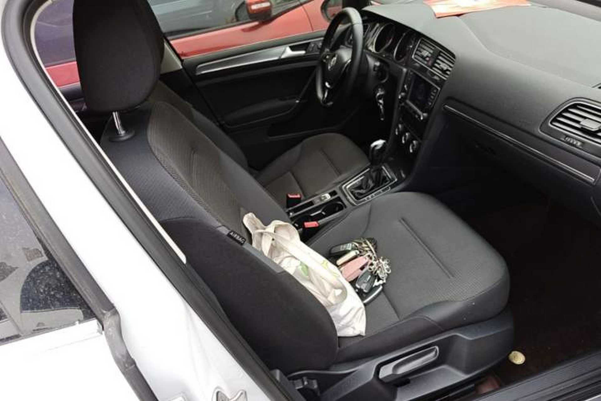 Used Volkswagen Golf 2017 230TSI Automatic Comfort Edition – Celebrating Milestone of One Million Units Right Front Seat