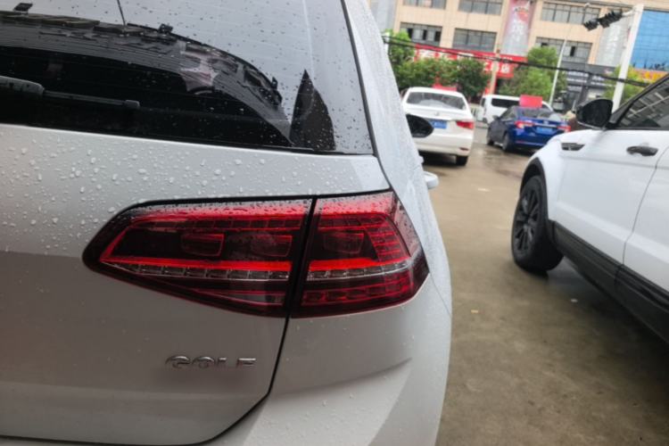 Used Volkswagen Golf 2017 230TSI Automatic Comfort Edition – Celebrating Milestone of One Million Units Right Rear Taillight