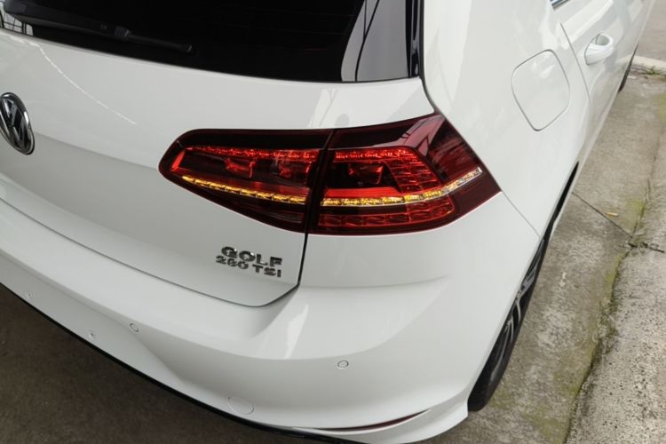 Used Volkswagen Golf 2017 280TSI Automatic R-Line Million-Vehicle Commemorative Edition Right Rear Taillight