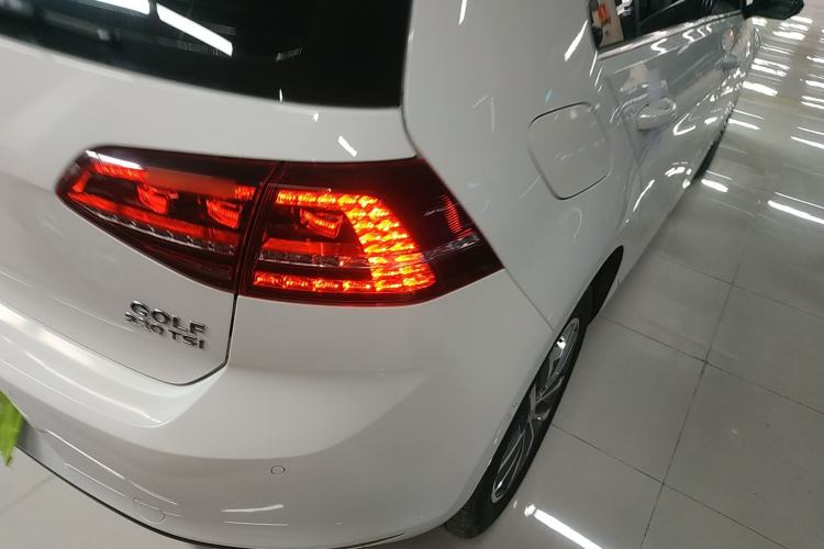 Used Volkswagen Golf 2017 230TSI Automatic Luxury Million-Vehicle Commemorative Edition Right Rear Taillight