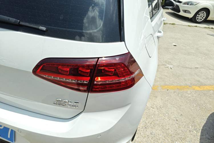 Used Volkswagen Golf 2017 280TSI Automatic R-Line Million-Vehicle Commemorative Edition Right Rear Taillight